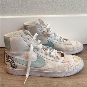 Nike indigo mid blazers size women’s 9